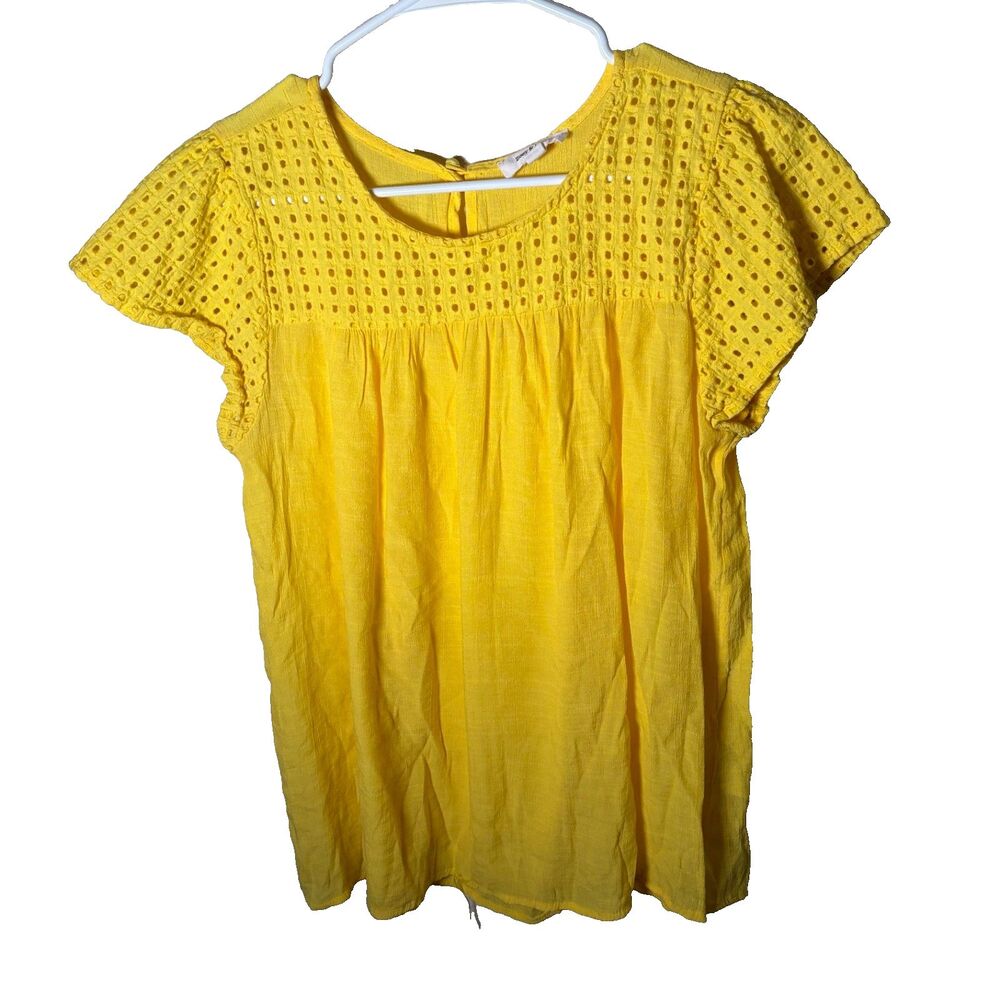 Zoey & Leelo Blouse Women's Large Yellow Eyelet Short Sleeve Round Neck Top